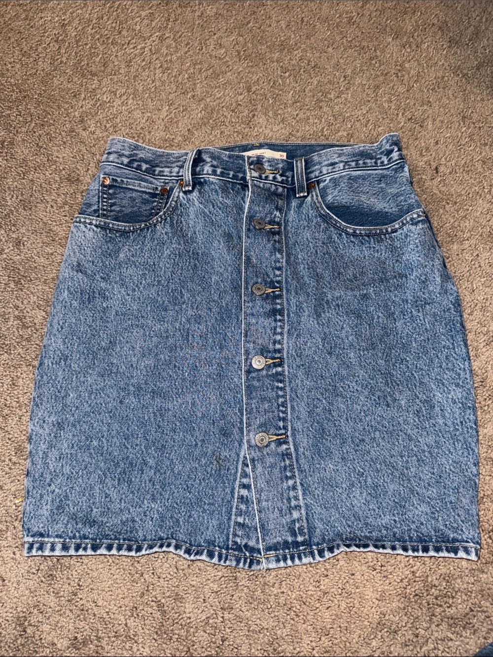 Levi’s denim mom skirt